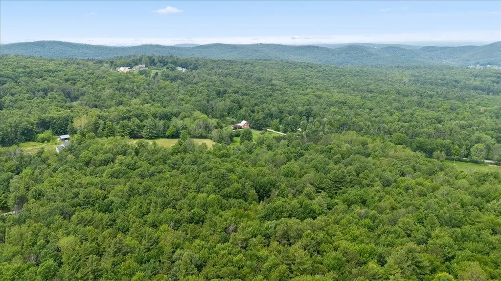 45 Old County Lane Richmond VT 05477