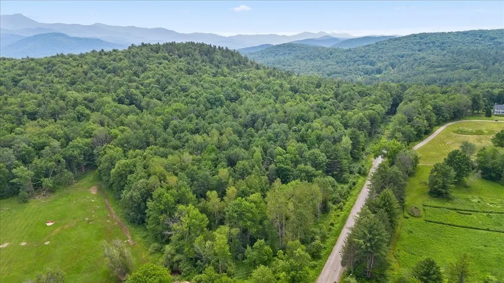 45 Old County Lane Richmond VT 05477