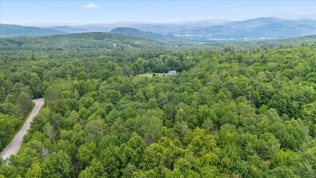 45 Old County Lane Richmond VT 05477