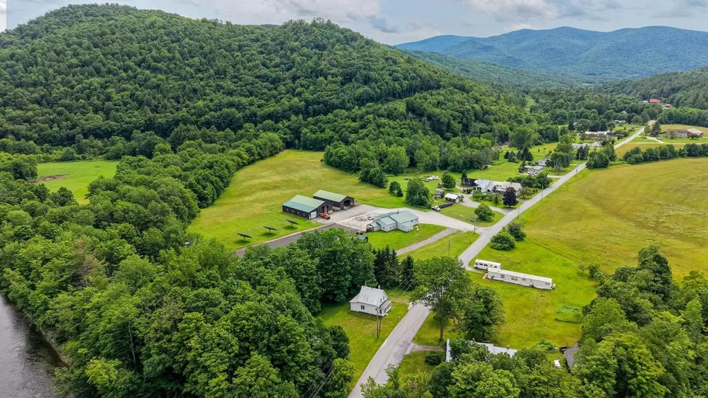 71 State Garage Road Rochester VT 05767