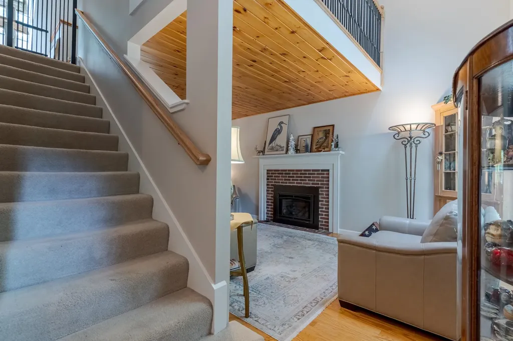 59 Stratham Green Road Stratham NH 03885