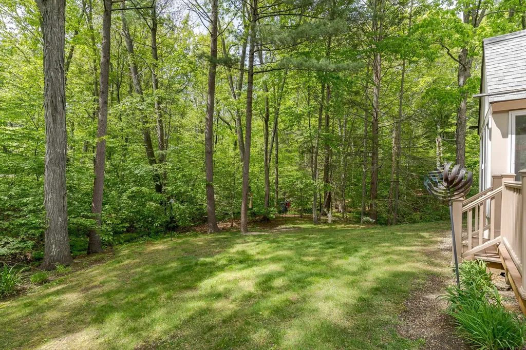 59 Stratham Green Road Stratham NH 03885