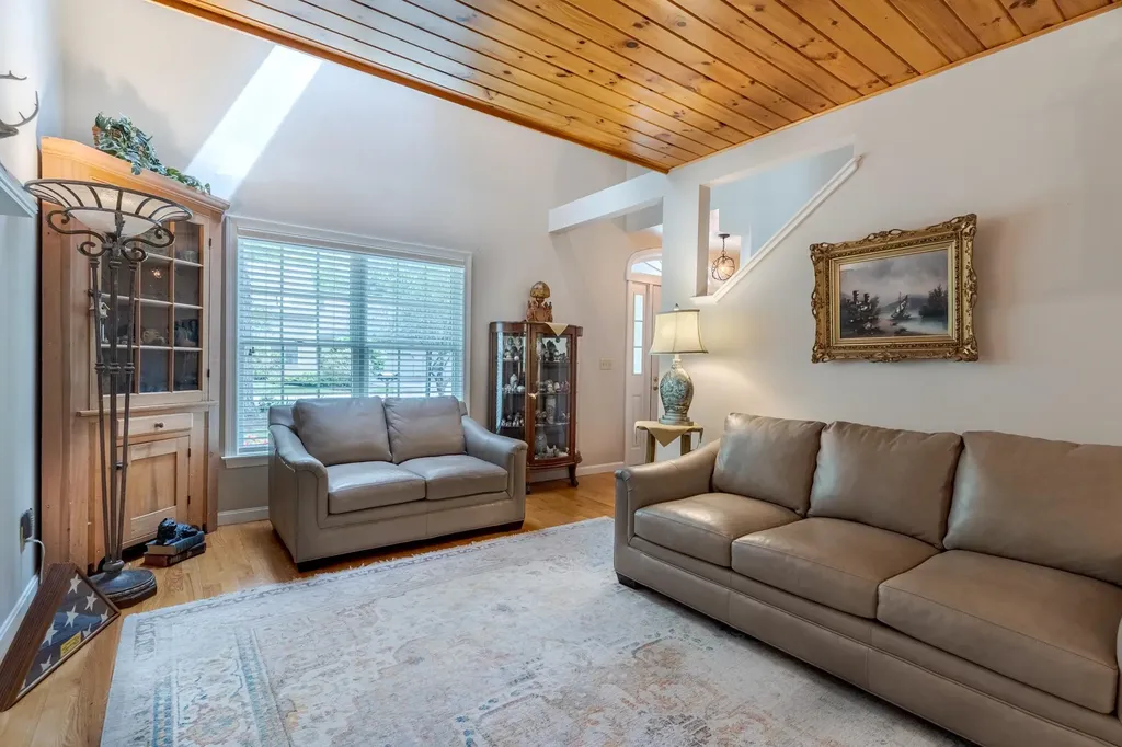 59 Stratham Green Road Stratham NH 03885
