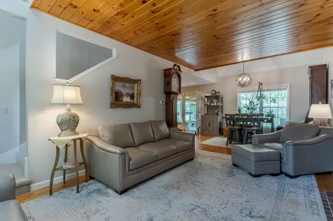 59 Stratham Green Road Stratham NH 03885