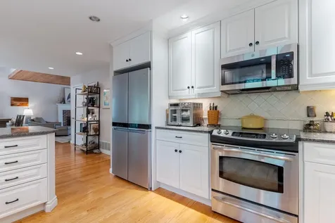 59 Stratham Green Road Stratham NH 03885