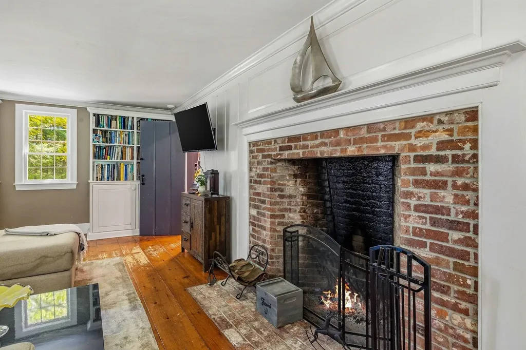 12 Great Hill Way Eliot ME 03903