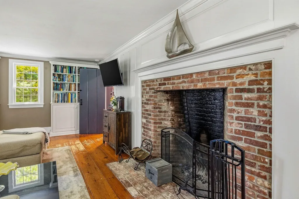 12 Great Hill Way Eliot ME 03903