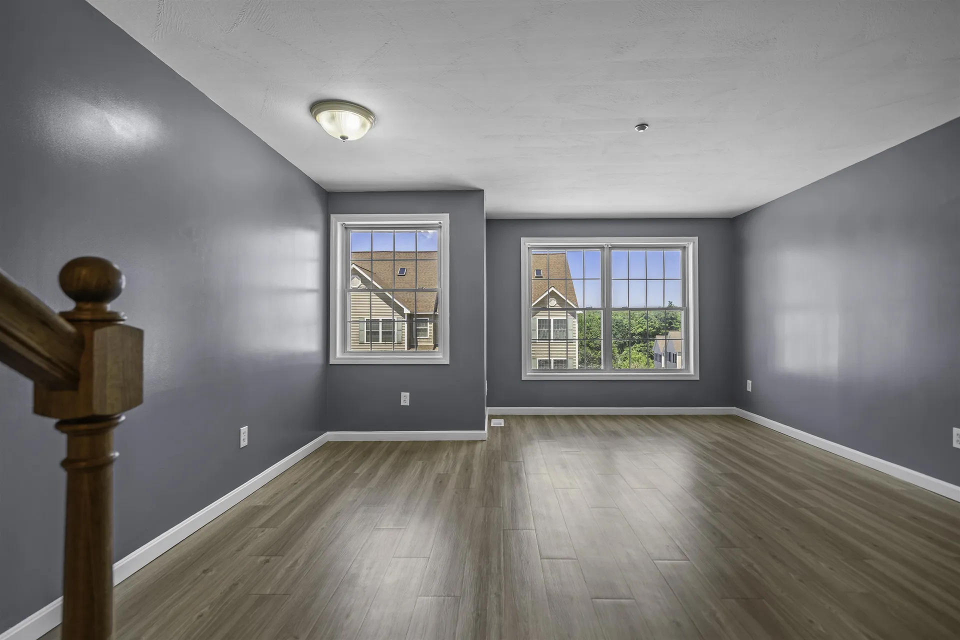 17 Tammy Court Hudson NH 03051