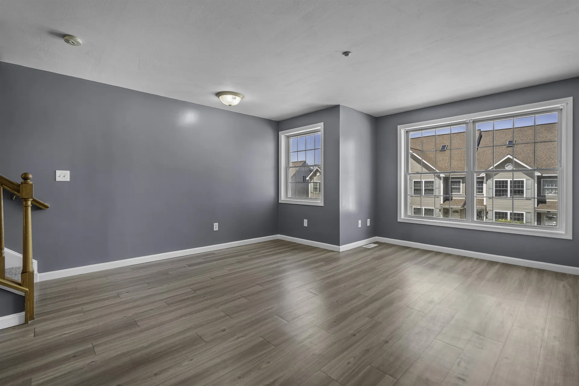 17 Tammy Court Hudson NH 03051