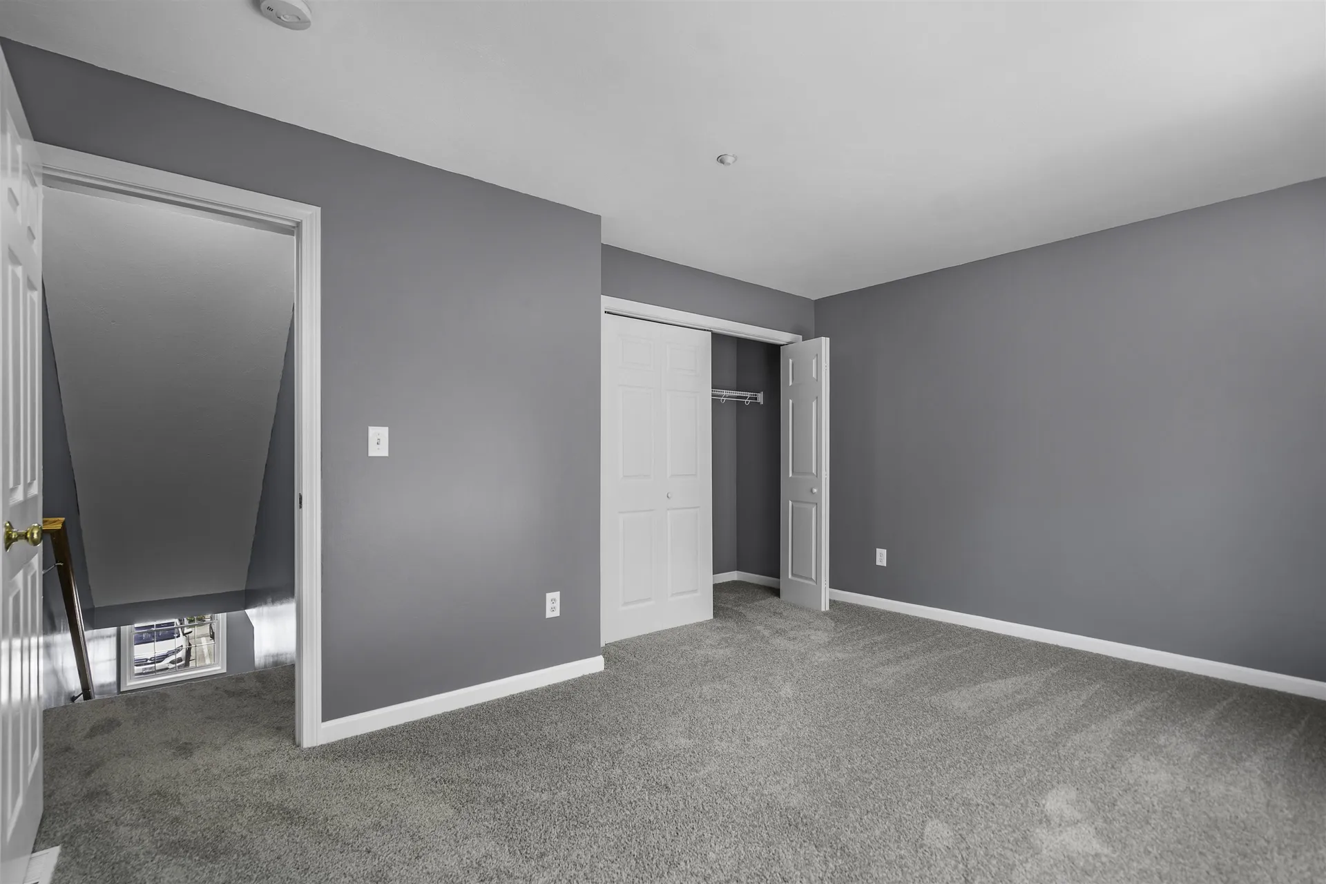 17 Tammy Court Hudson NH 03051