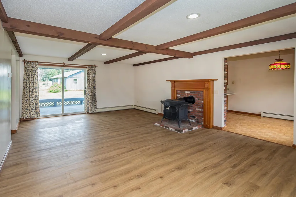 2086 Walker Mountain Road Clarendon VT 05759