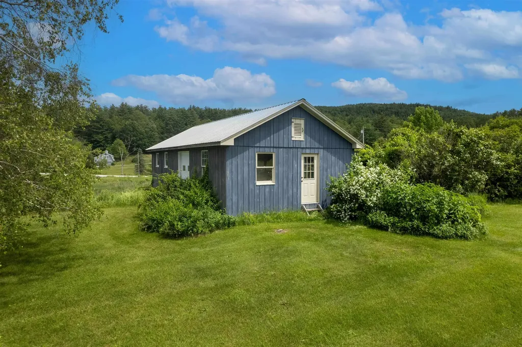 2086 Walker Mountain Road Clarendon VT 05759