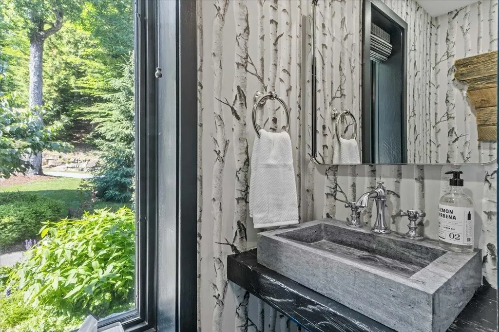 71 Sterling Ridge Road Stowe VT 05672
