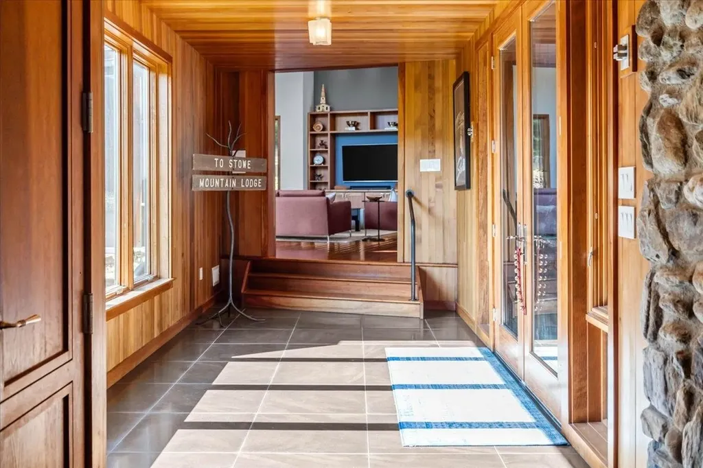 71 Sterling Ridge Road Stowe VT 05672