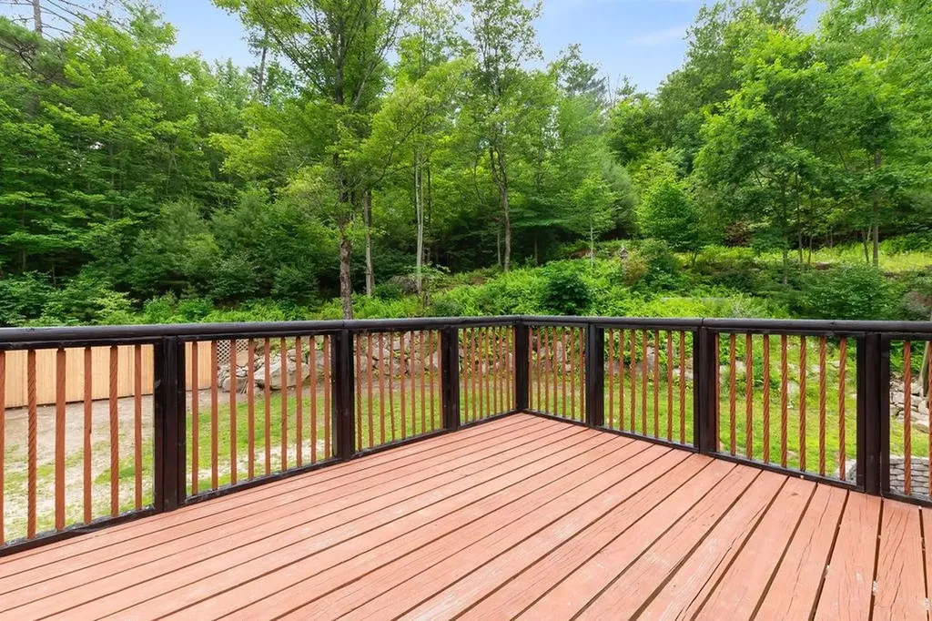 529 Maple Street Newport NH 03773