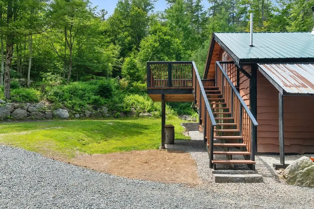 529 Maple Street Newport NH 03773