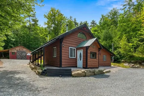 529 Maple Street Newport NH 03773