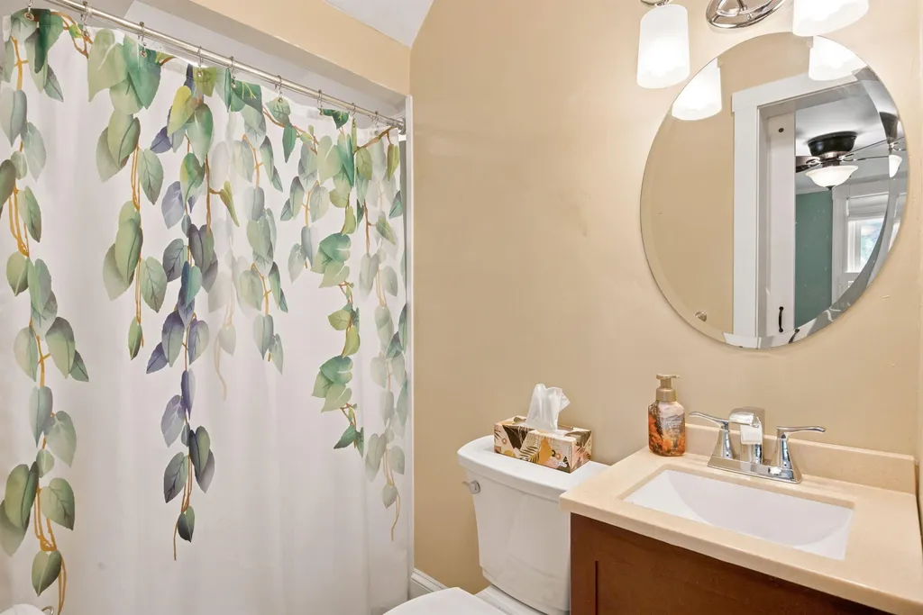 68 Edgewater Avenue Laconia NH 03246