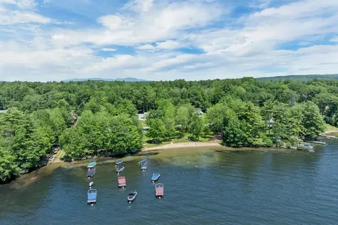 Laconia NH 03246