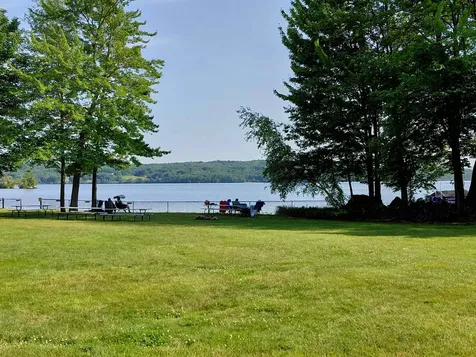 Laconia NH 03246
