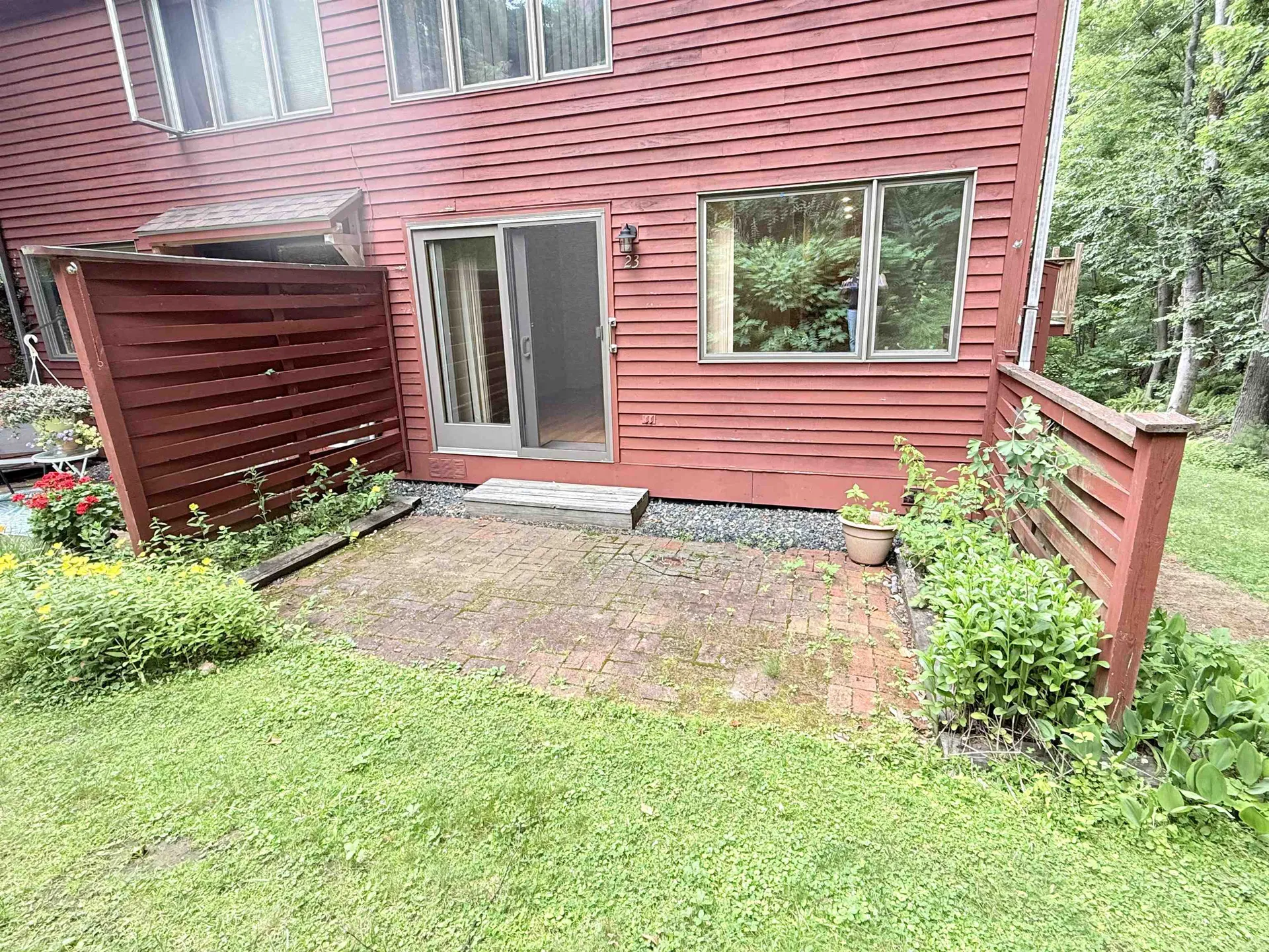 23 Robin Way Brattleboro VT 05301