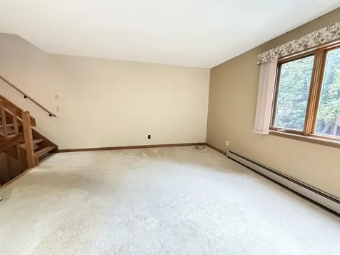 23 Robin Way Brattleboro VT 05301