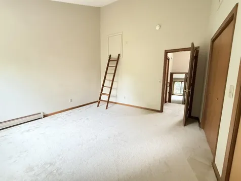 23 Robin Way Brattleboro VT 05301