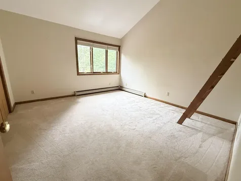 23 Robin Way Brattleboro VT 05301