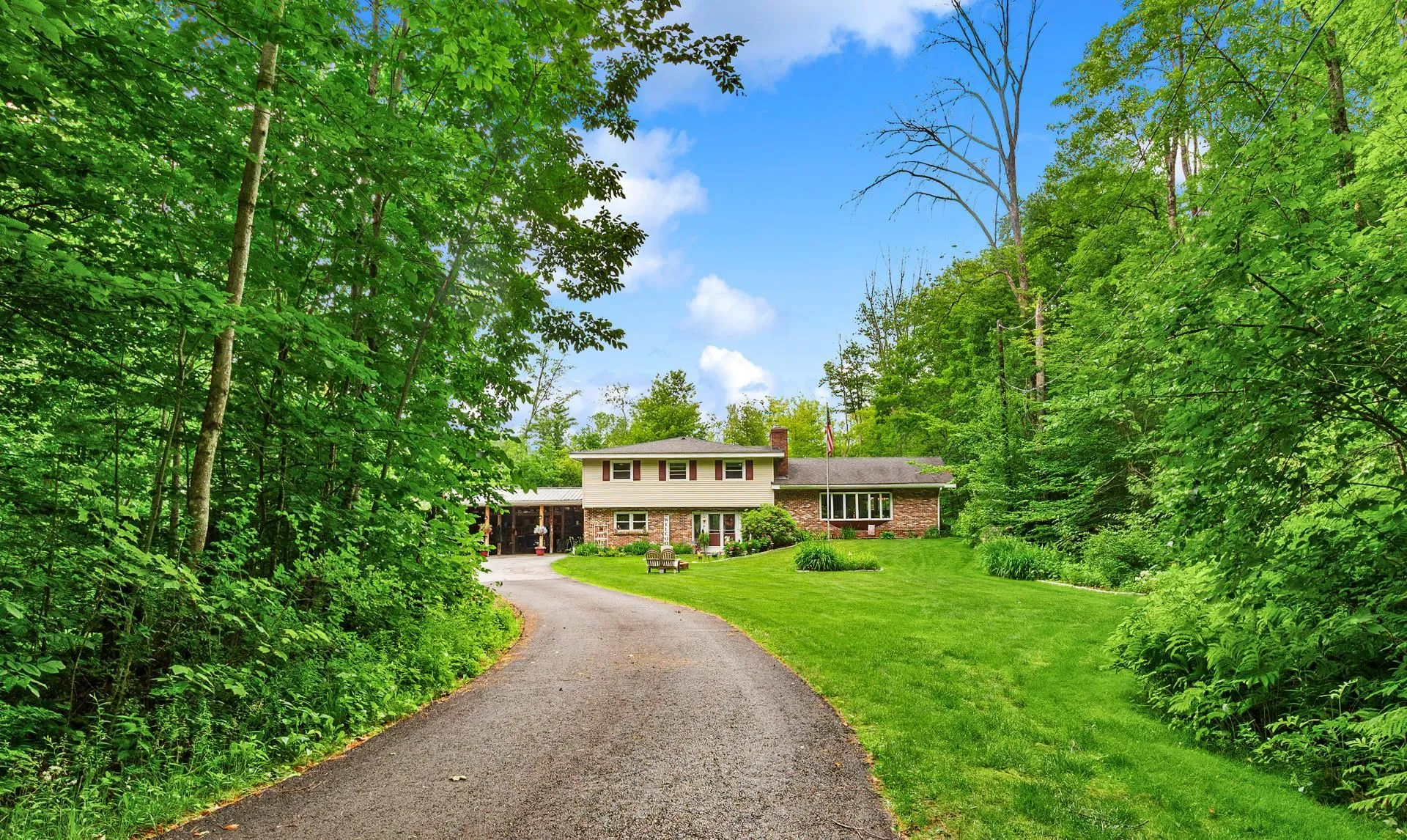 13 Old Winslow Road Wilmot NH 03287