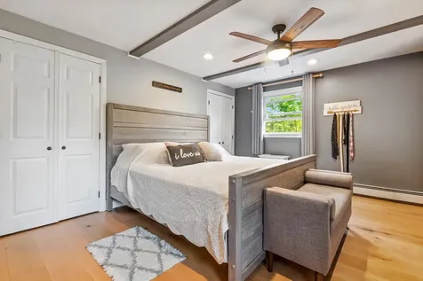 13 Old Winslow Road Wilmot NH 03287