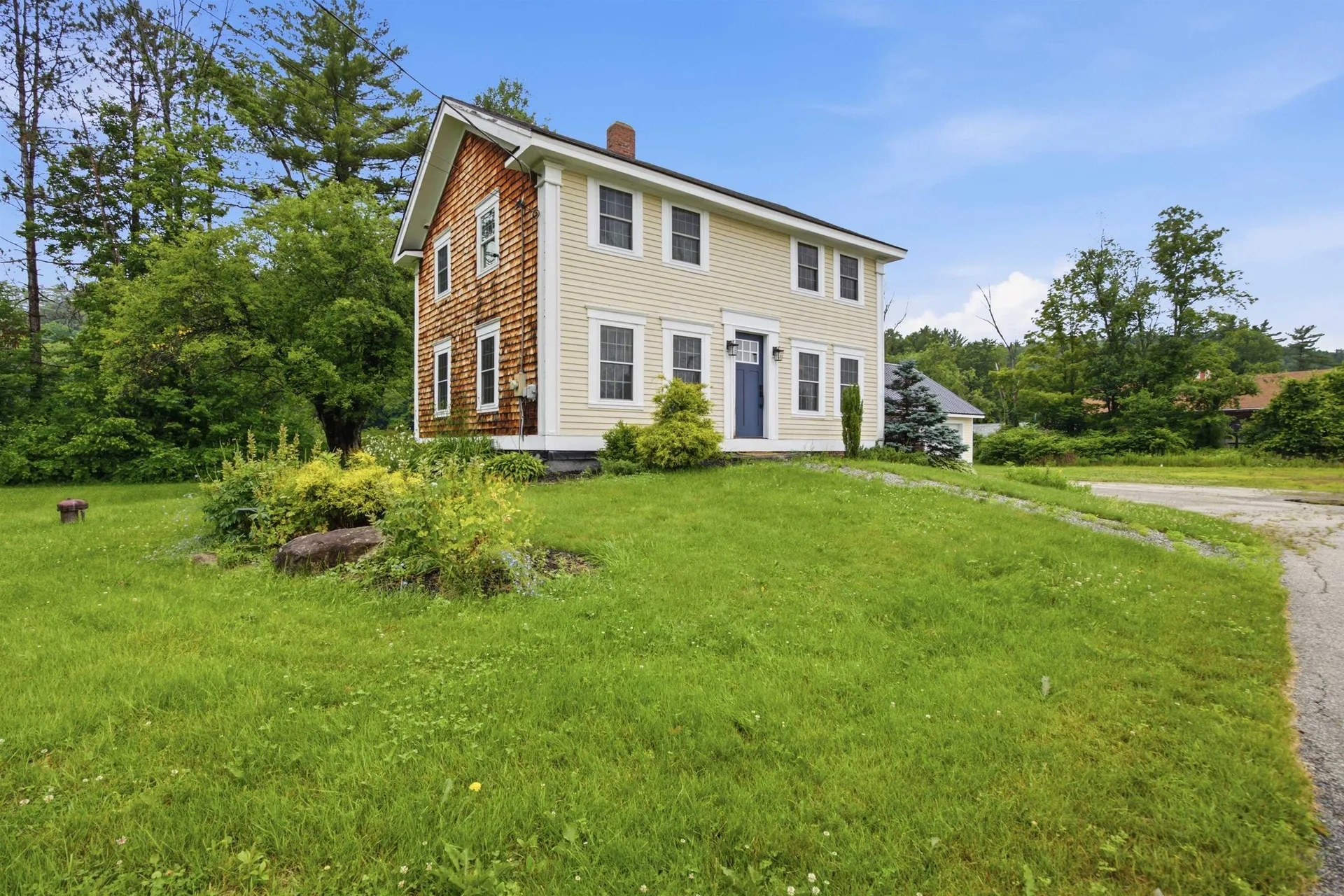 8 River Road Plymouth NH 03264