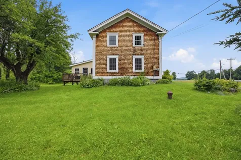8 River Road Plymouth NH 03264
