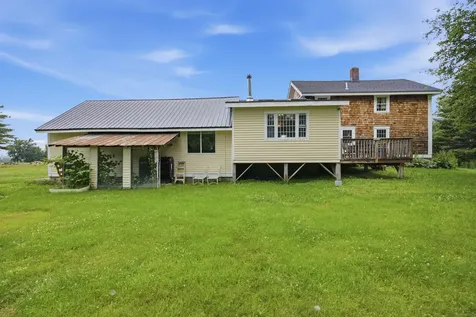 8 River Road Plymouth NH 03264