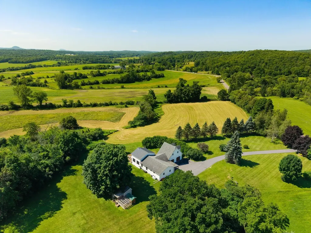 234 Cline Road Georgia VT 05478
