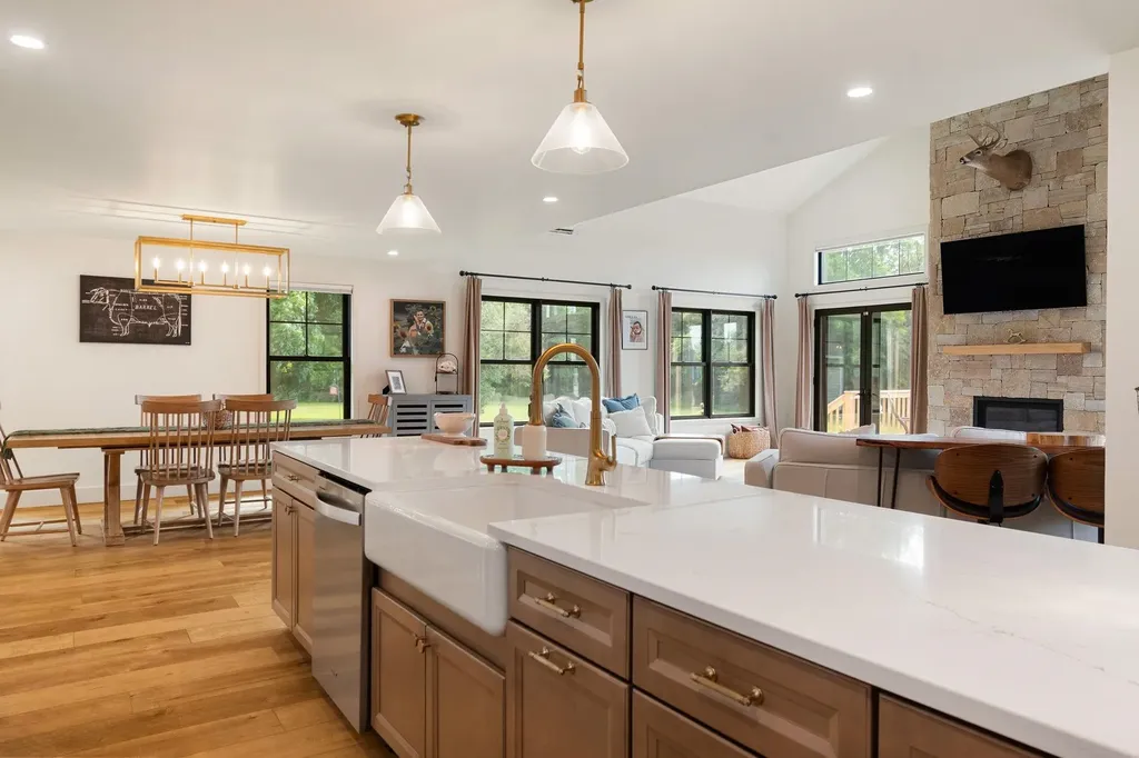 234 Cline Road Georgia VT 05478