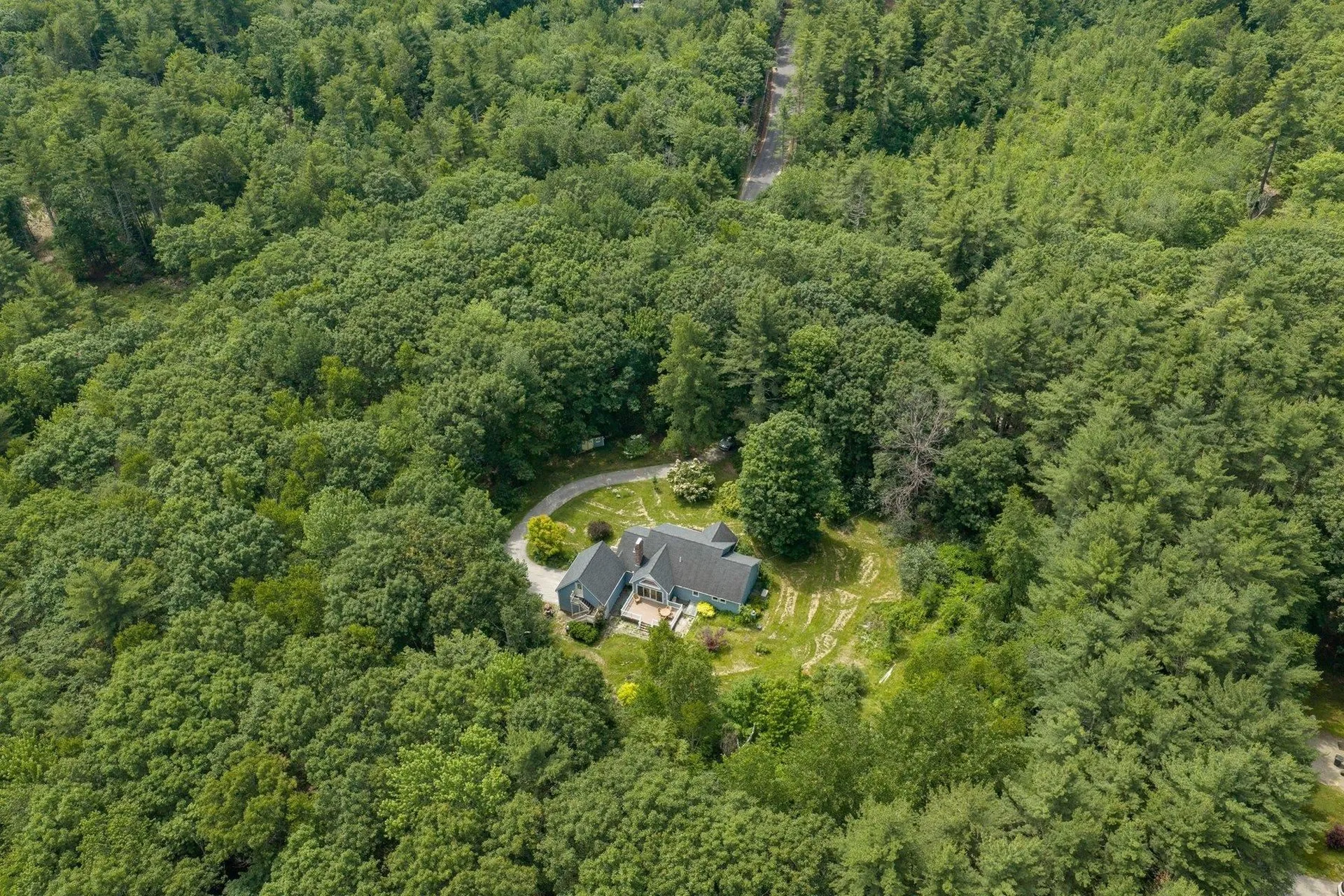 35 Stevens Hill Road Nottingham NH 03290