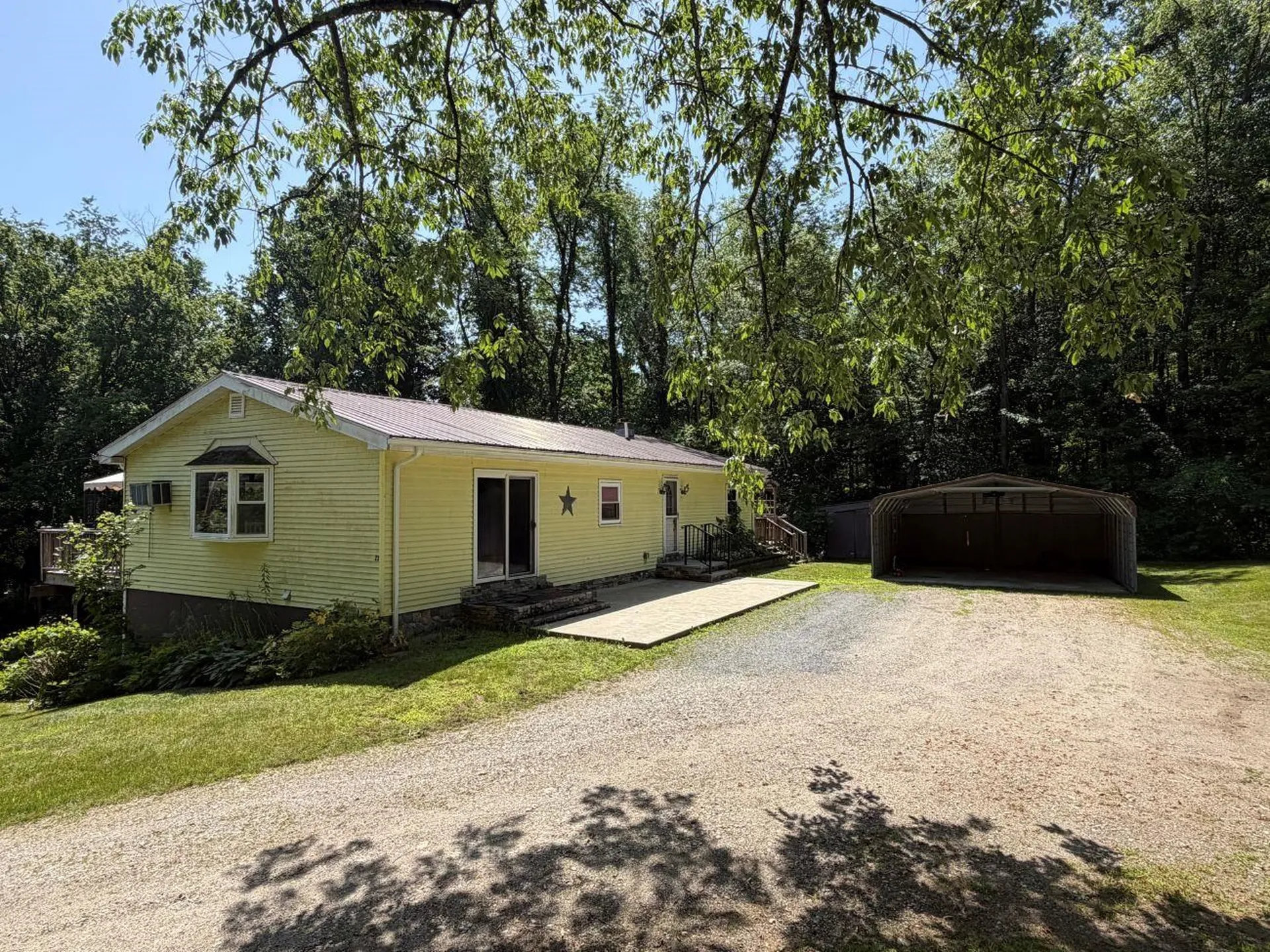 23 Jackson Drive Hinsdale NH 03451