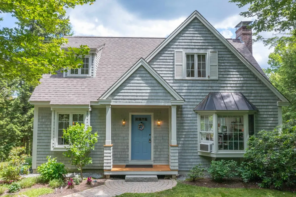 226 Hobart Hill Road Hebron NH 03241