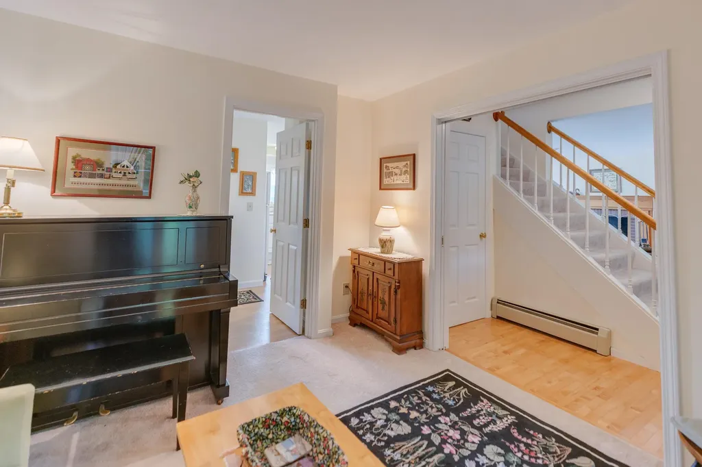 226 Hobart Hill Road Hebron NH 03241