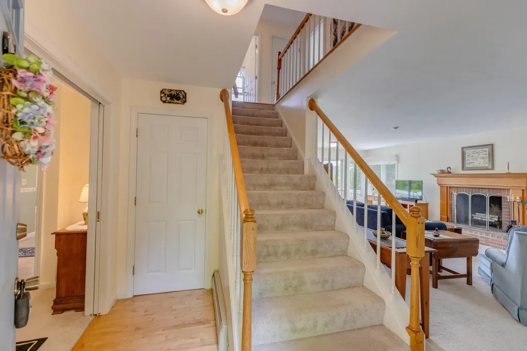 226 Hobart Hill Road Hebron NH 03241