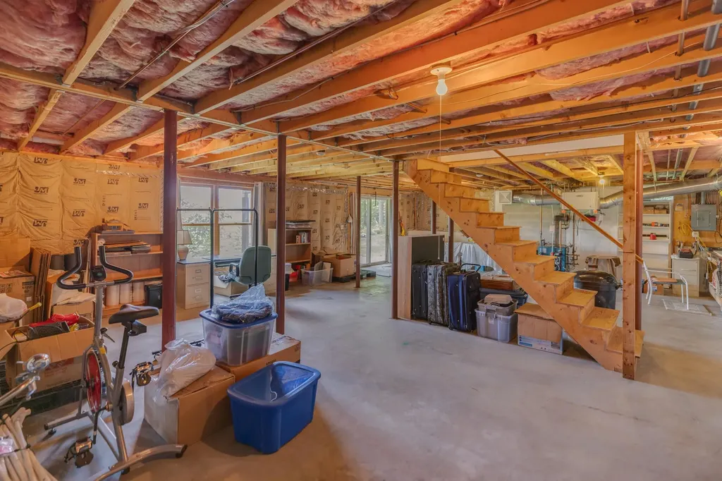 226 Hobart Hill Road Hebron NH 03241