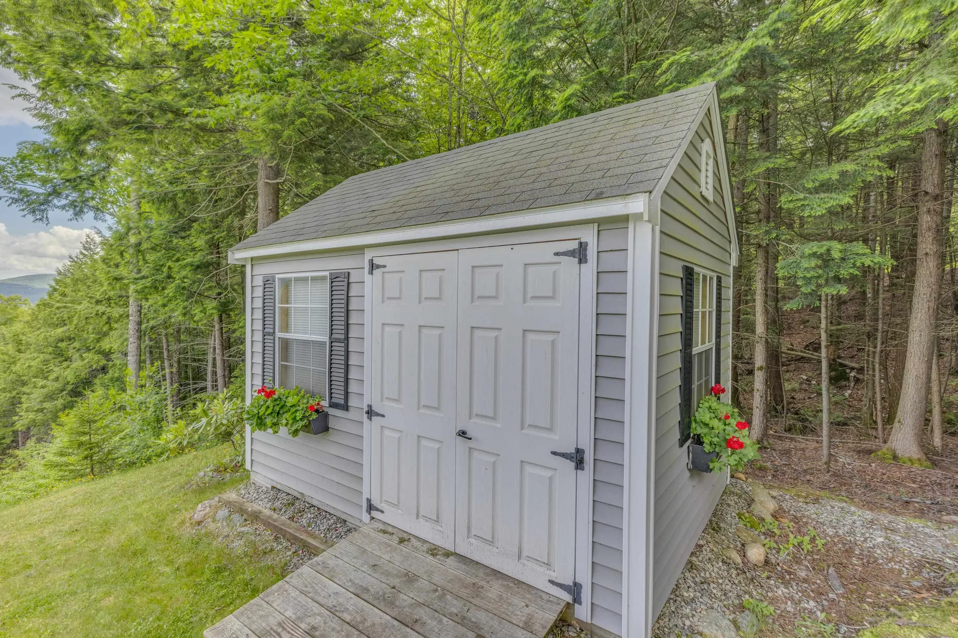 226 Hobart Hill Road Hebron NH 03241
