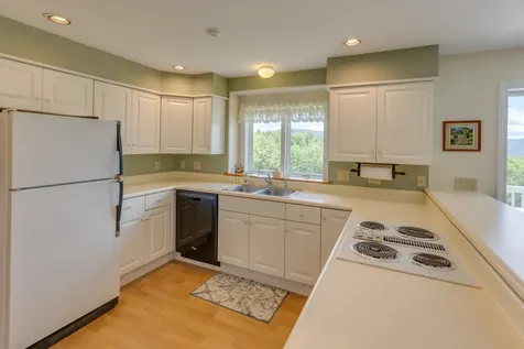 226 Hobart Hill Road Hebron NH 03241