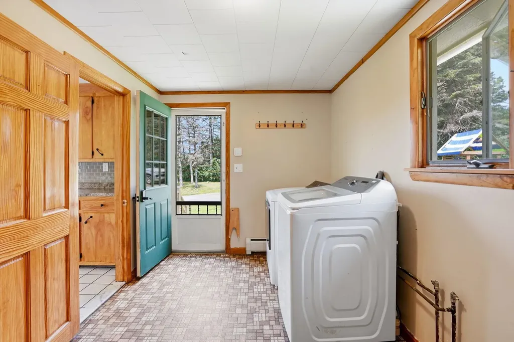 94 Indian Stream Road Pittsburg NH 03592