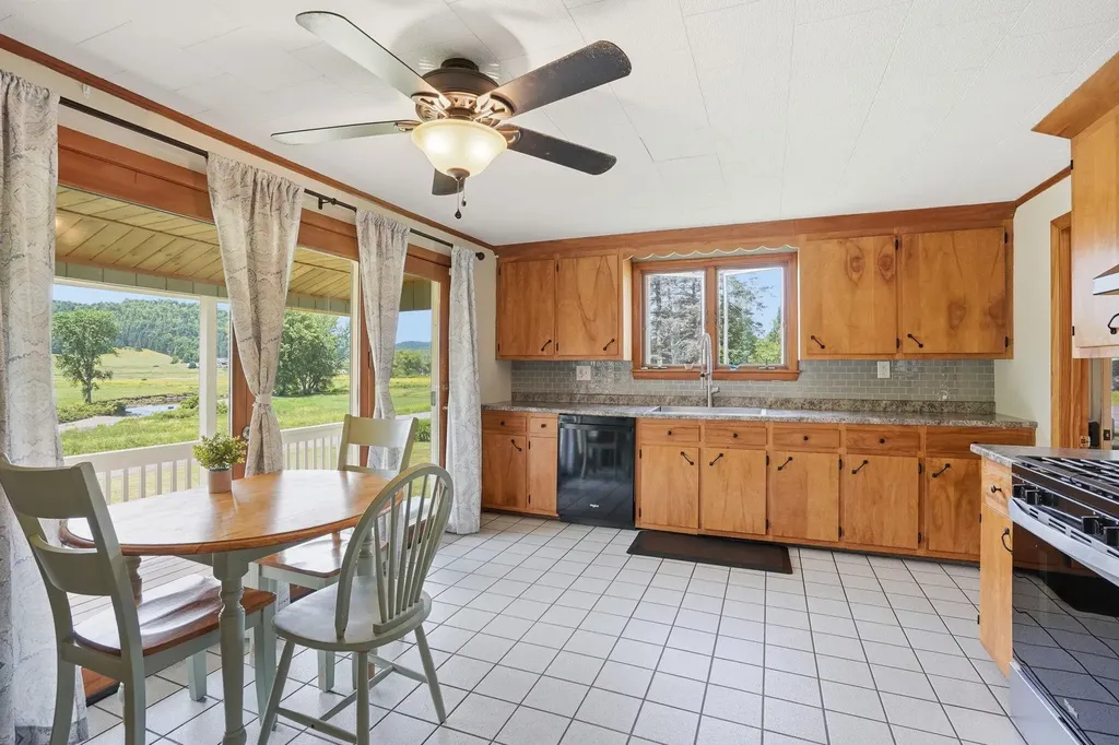 94 Indian Stream Road Pittsburg NH 03592