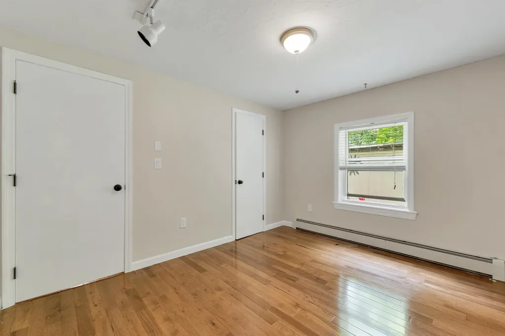 21 Spruce Street Laconia NH 03246