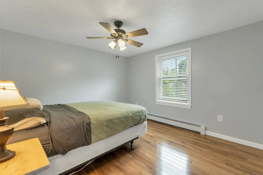 21 Spruce Street Laconia NH 03246