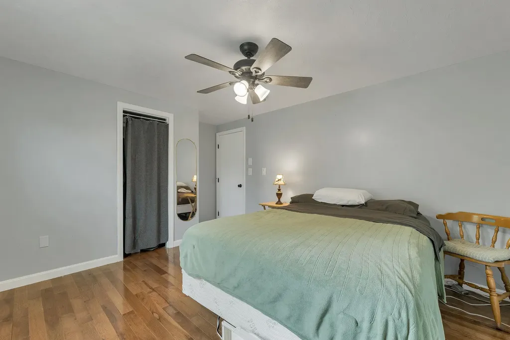 21 Spruce Street Laconia NH 03246