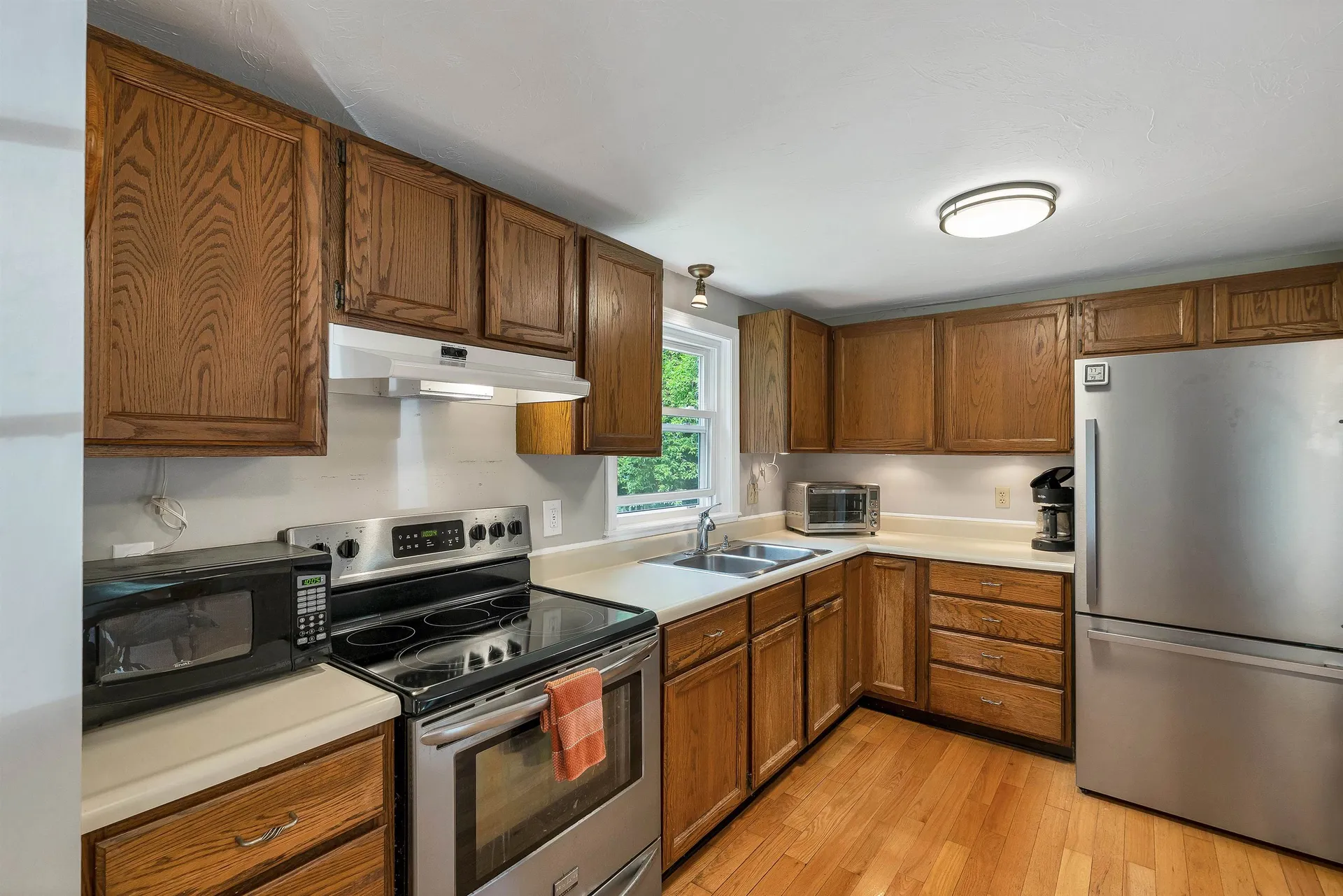 21 Spruce Street Laconia NH 03246