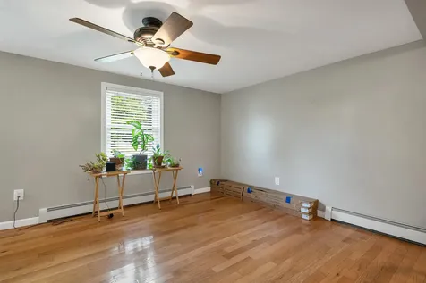 21 Spruce Street Laconia NH 03246